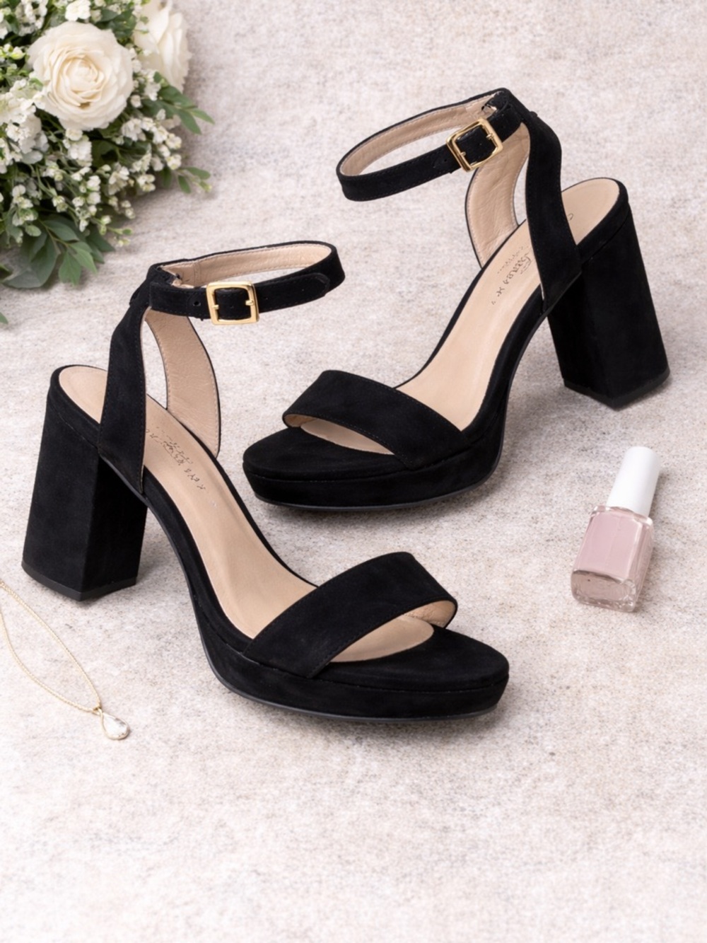 Chinese Laundry Black Platform Block Heel Sandals Size 9.5